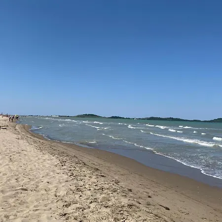 Tota Apartment Durres Apartment *